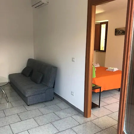 Casa Allegro アパート ピッツォ